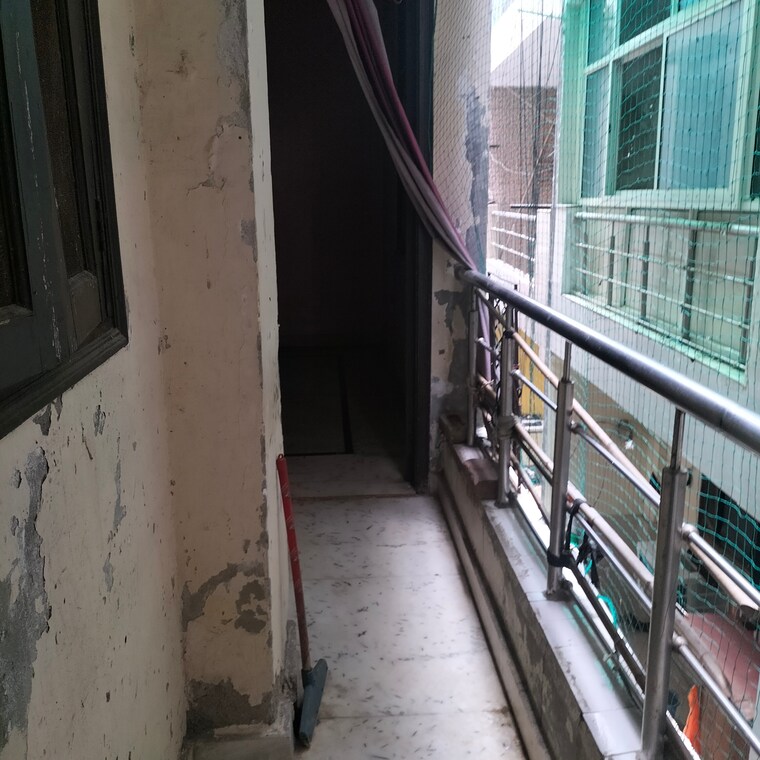 Balcony, new ashok nagar 1 Bedroom 350 Sq.Ft. Builder Floor In New Ashok Nagar Delhi 8727461