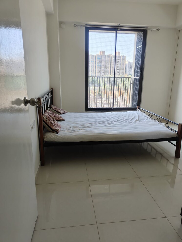 Bedroom, saanvi-nirman-estella 3 Bedroom 775 Sq.Ft. Apartment In South Bopal Ahmedabad 8727511