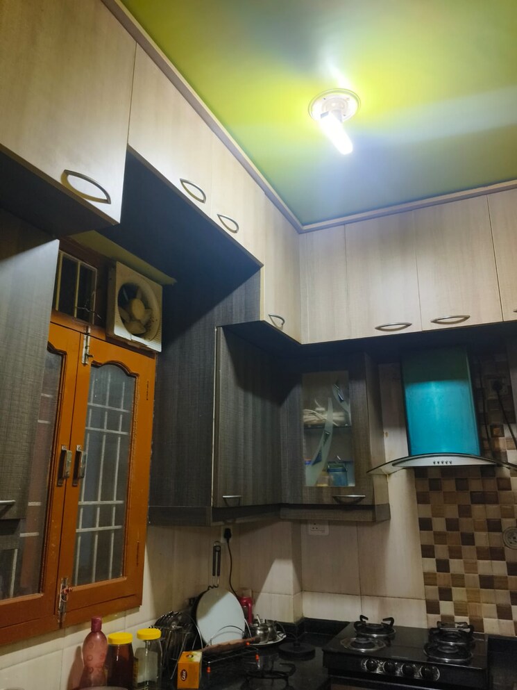 Kitchen, boring road 3 Bedroom 1400 Sq.Ft. Apartment In Boring Road Patna 8727542