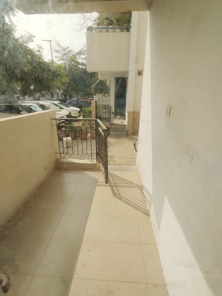 Balcony, vatika-india-next 2 Bedroom 1040 Sq.Ft. Builder Floor In Sector 82 Gurgaon 8727621