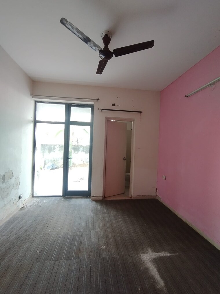 Room, vatika-india-next 2 Bedroom 1040 Sq.Ft. Builder Floor In Sector 82 Gurgaon 8727621