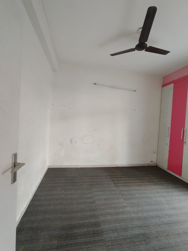 Room, vatika-india-next 2 Bedroom 1040 Sq.Ft. Builder Floor In Sector 82 Gurgaon 8727621