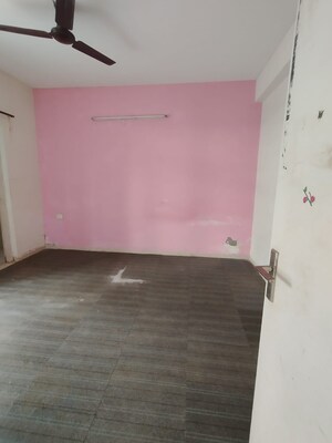 Room in 2 BHK Builder Floor at Vatika India Next, Sector 82 – for Sale