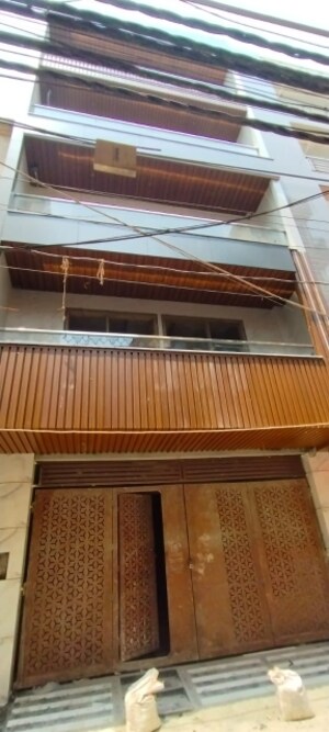 3 BHK Builder Floor For Sale in Igi Airport Area