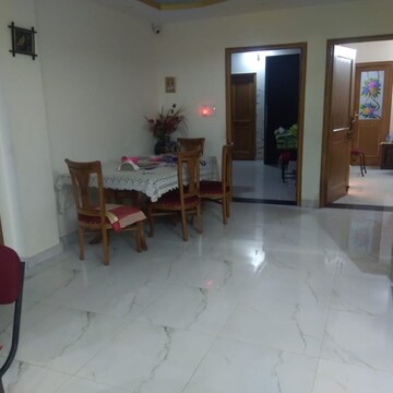 Living Room in 4 BHK Independent House at JakhaN-Rajpur Road – for Sale