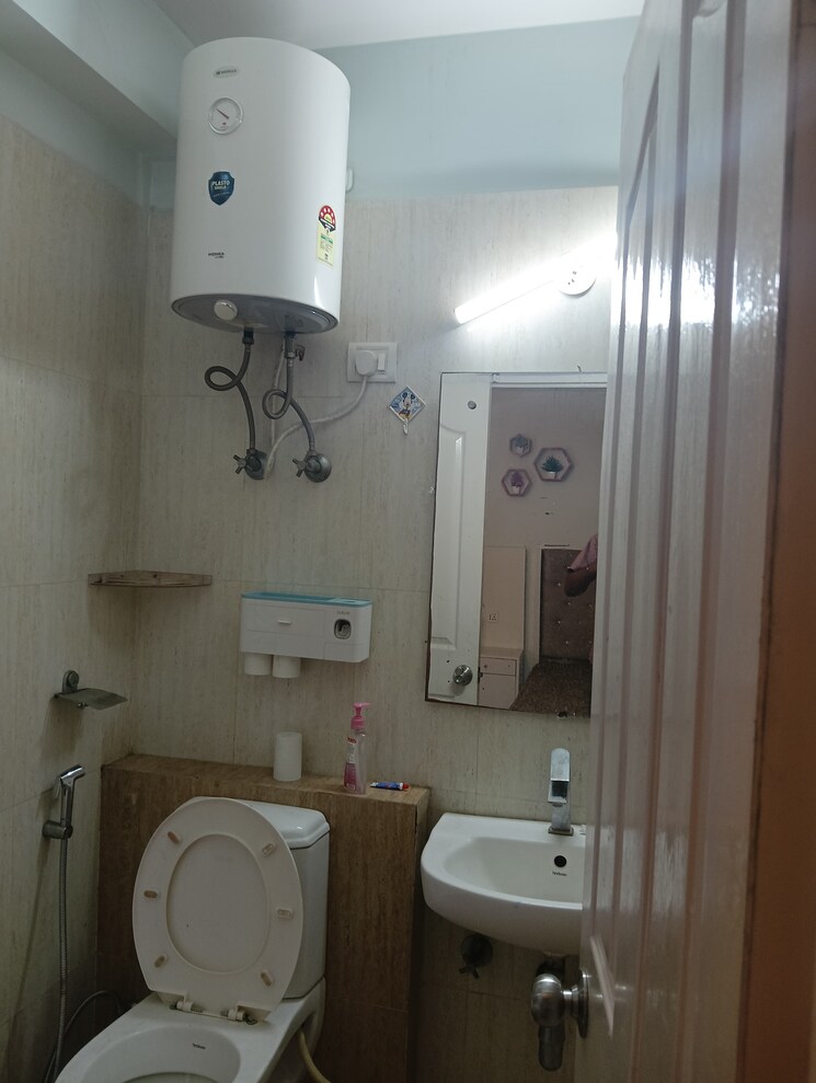 Bathroom, vatika-india-next-floors 2 Bedroom 1040 Sq.Ft. Builder Floor In Sector 82 Gurgaon 8727680