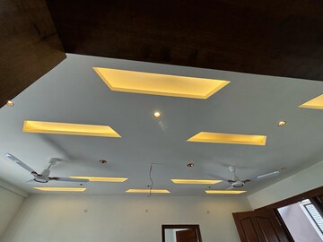 Master Bedroom in 6+ BHK Independent House at Hbr Layout – for Sale