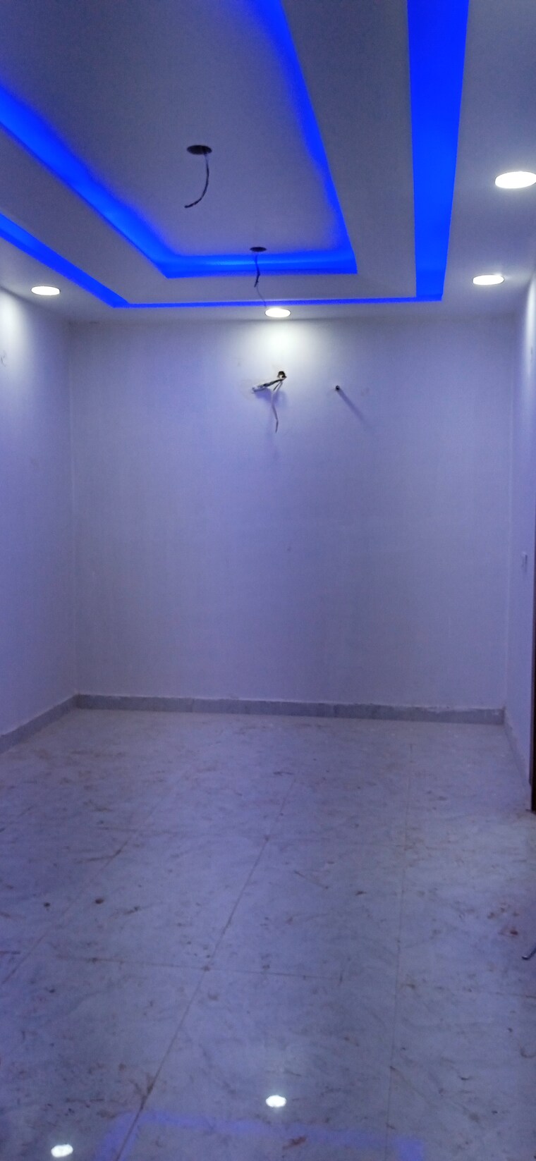 Room, igi airport area 3 Bedroom 1000 Sq.Ft. Builder Floor In Igi Airport Area Delhi 8727763