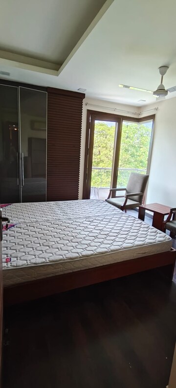 Bedroom in 3 BHK Builder Floor at Defence Colony – for Rent