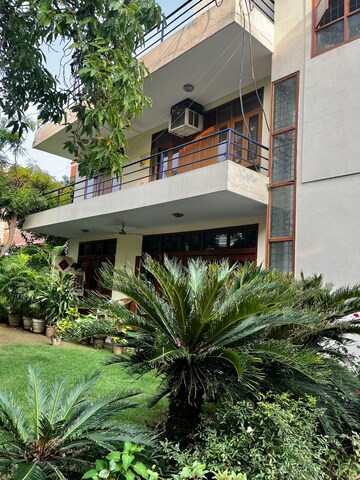 6 BHK Independent House For Sale in Palam Vihar