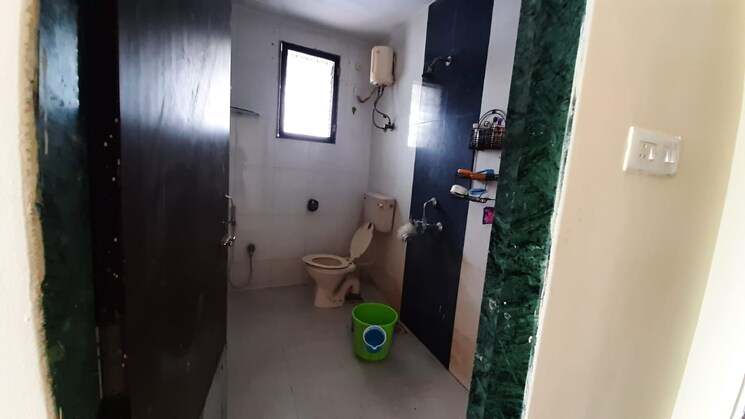 Bathroom, suncity-avenue 3 Bedroom 1800 Sq.Ft. Apartment In Kharghar Navi Mumbai 8727833