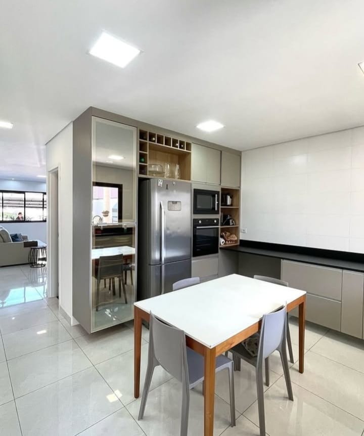 3 BHK + Extra Room Builder Floor For Rent in Building Floor