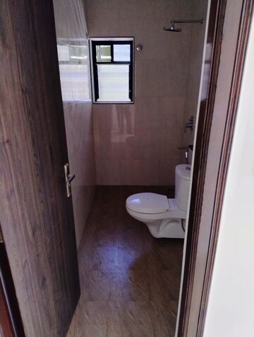 Bathroom in 2 BHK Apartment at Merces – for Rent