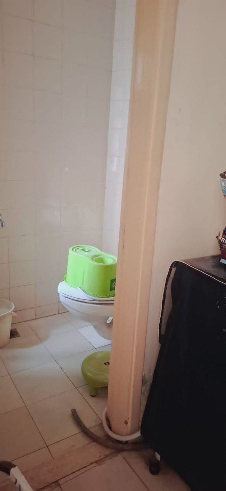 Bathroom, unitech-escape 3 Bedroom 2050 Sq.Ft. Apartment In Sector 50 Gurgaon 8727941