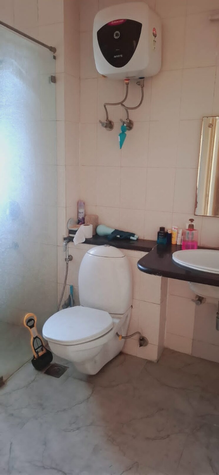 Bathroom, unitech-escape 3 Bedroom 2050 Sq.Ft. Apartment In Sector 50 Gurgaon 8727941