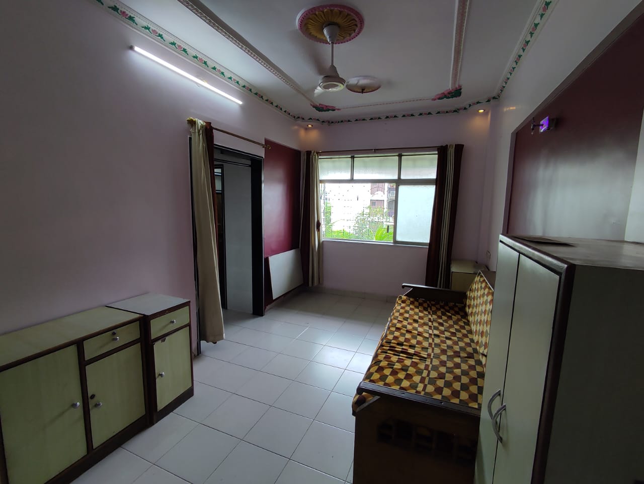1 BHK Apartment For Rent in Mandakini CHS