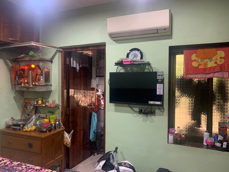 Living Room, shree-sainath-chs 1 Bedroom 500 Sq.Ft. Apartment In Santacruz East Mumbai 8728070