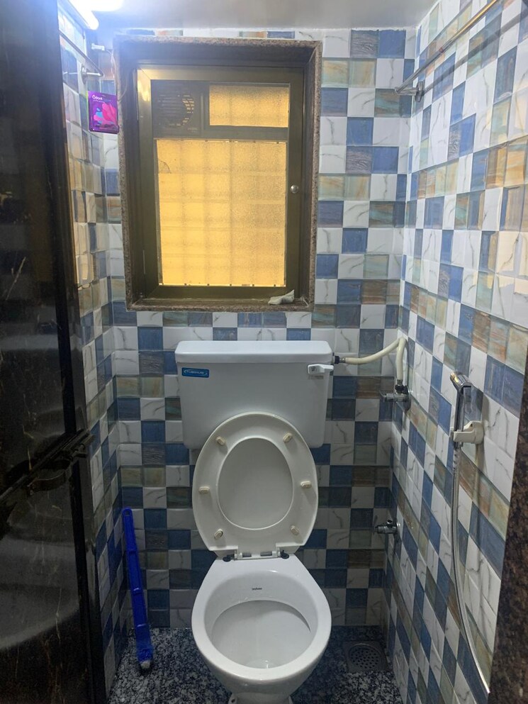 Bathroom, shree-sainath-chs 1 Bedroom 500 Sq.Ft. Apartment In Santacruz East Mumbai 8728070