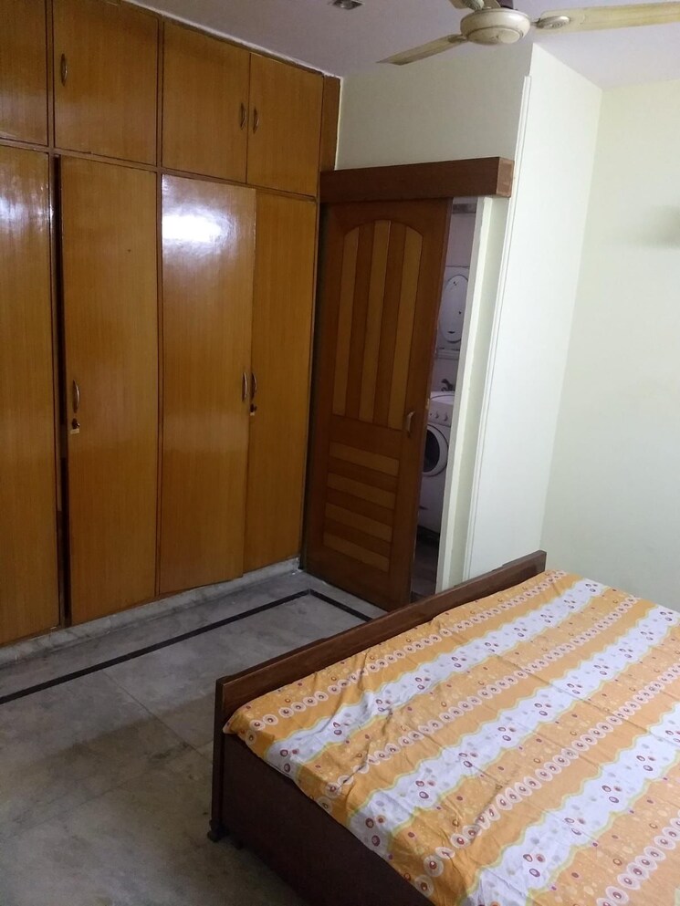 Bedroom, lajpat nagar ii 3 Bedroom 1000 Sq.Ft. Builder Floor In Lajpat Nagar ii Delhi 8728038