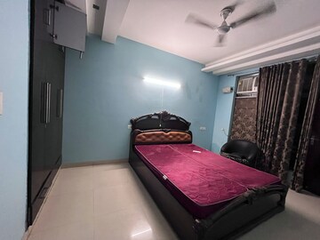 Bedroom in 3 BHK Builder Floor at Ardee City, Sector 52 – for Rent