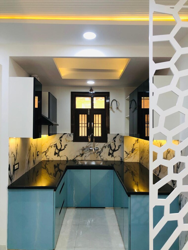Kitchen, dwarka mor 3 Bedroom 900 Sq.Ft. Builder Floor In Dwarka Mor Delhi 8728440