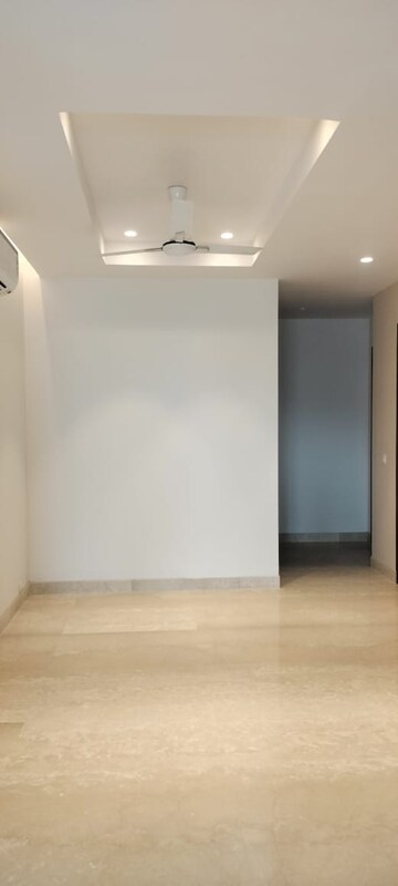 Room in 2 BHK Apartment at Vatika Xpressions, Sector 88b – for Rent