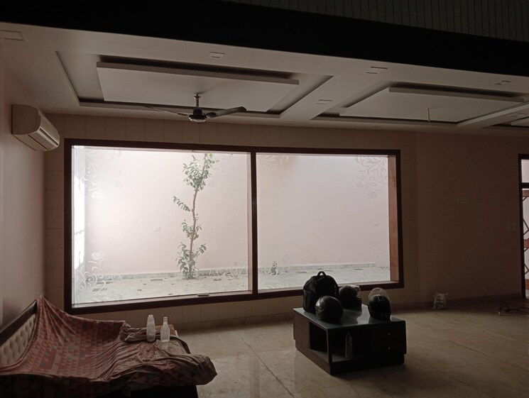 Living Room, kanth road 4 Bedroom 200 Sq.Mt. Villa In Kanth Road Moradabad 8728538