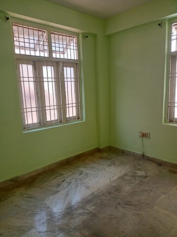 2 BHK Apartment For Rent in Fraser Road Area