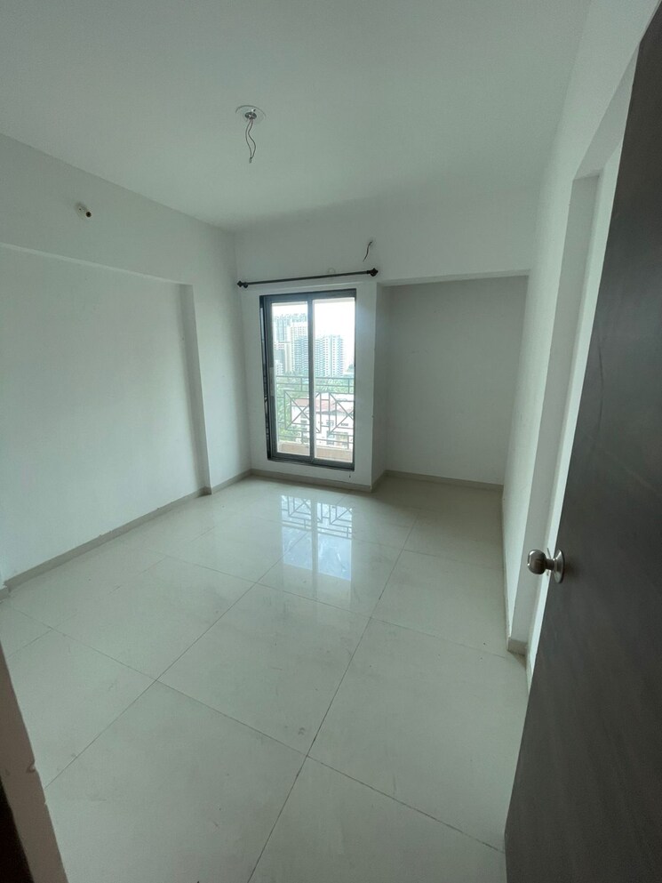 Room, cosmos-habitat 2 Bedroom 583 Sq.Ft. Apartment In Majiwada Thane 8728807