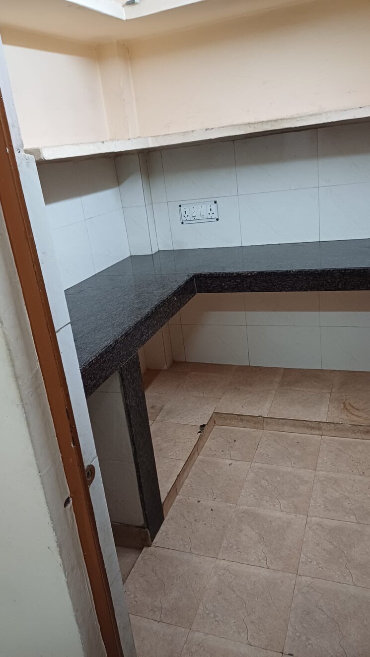 Kitchen, lajpat nagar ii 2 Bedroom 700 Sq.Ft. Builder Floor In Lajpat Nagar ii Delhi 8728868