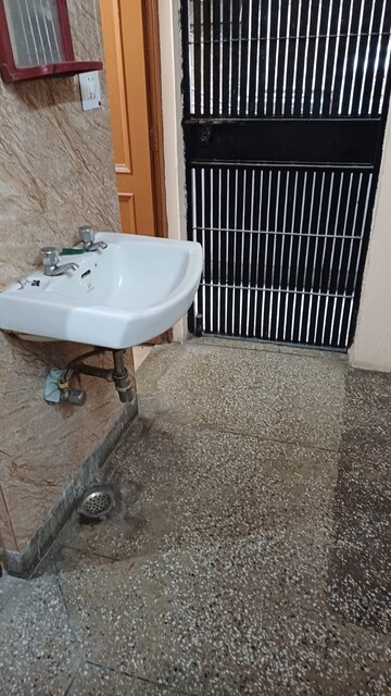 Bathroom in 2 BHK Builder Floor at Lajpat Nagar ii – for Rent