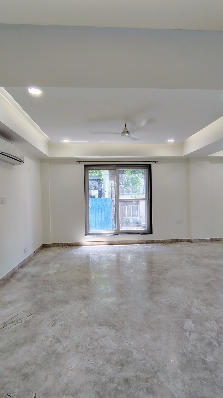 Room, dlf-city-gurgaon 3 Bedroom 2844 Sq.Ft. Builder Floor In Sector 27 Gurgaon 8729138