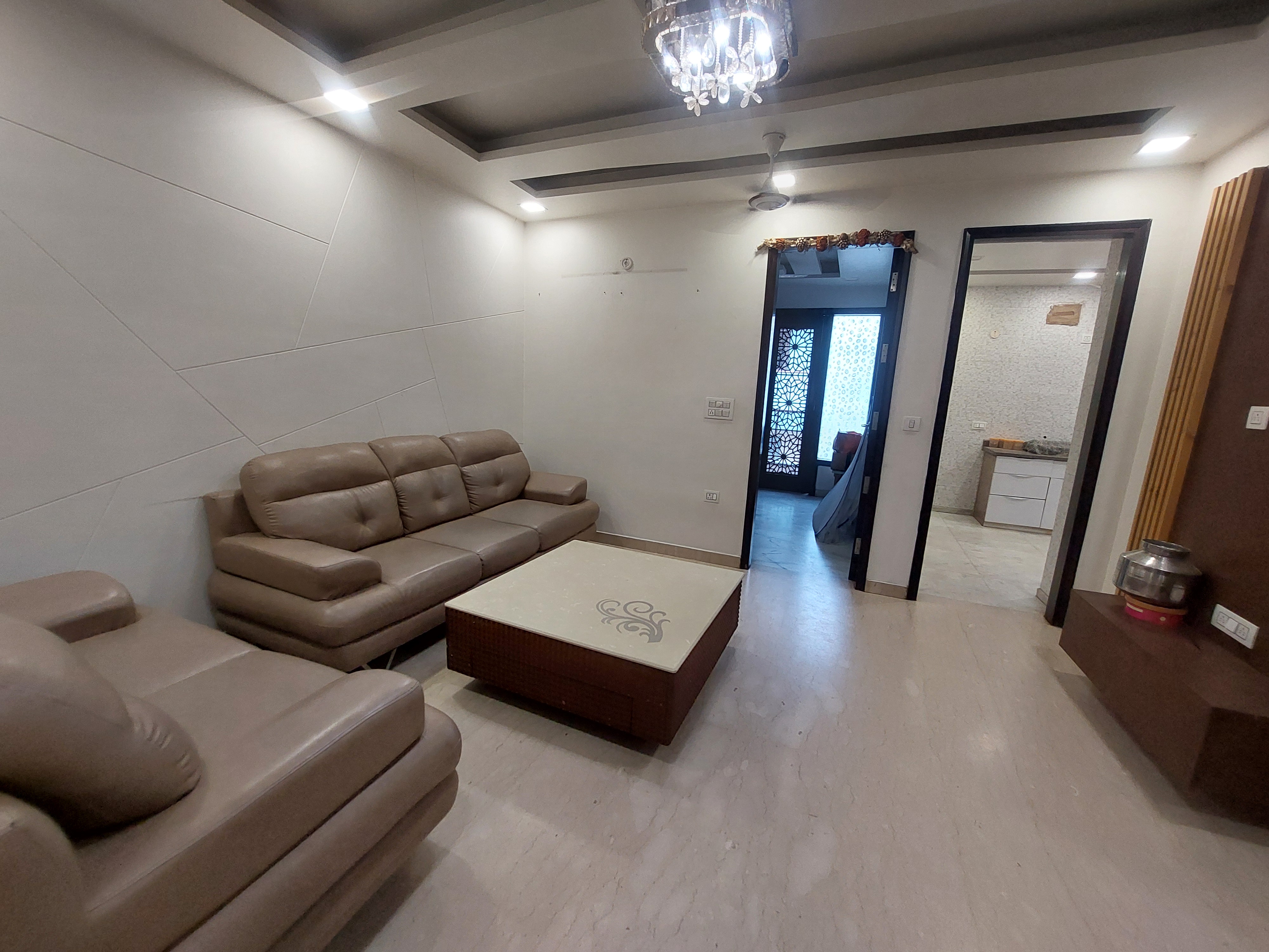 3 BHK Builder Floor For Rent in Model Town 3