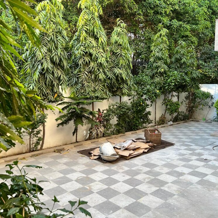 Exterior View, unitech-woodstock-floors 3 Bedroom 360 Sq.Yd. Builder Floor In Nirvana Country Gurgaon 8729186