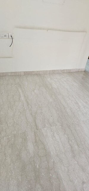  2 BHK Apartment at Khar West – for Sale