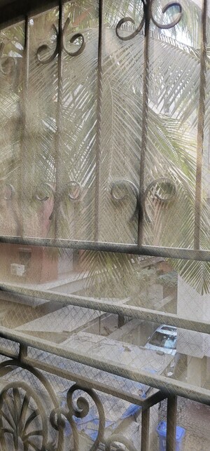  2 BHK Apartment at Khar West – for Sale