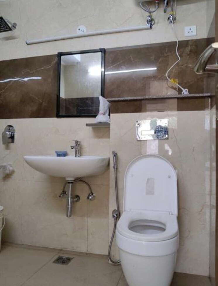 Bathroom, housing-board-colony-sector-51 3 Bedroom 2000 Sq.Ft. Builder Floor In Sector 51 Gurgaon 8729428