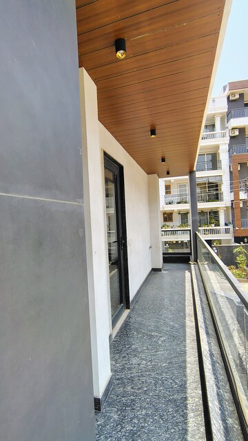 Balcony in 3 BHK Builder Floor at M3M Atrium, Sector 57 – for Rent