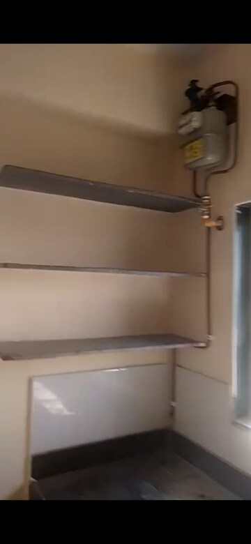 Furnished Amenities in 1 BHK Apartment at Goregaon West – for Rent