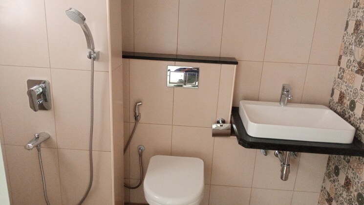Bathroom, brigade-xanadu 1 Bedroom 682 Sq.Ft. Apartment In Mogappair West Chennai 8729312