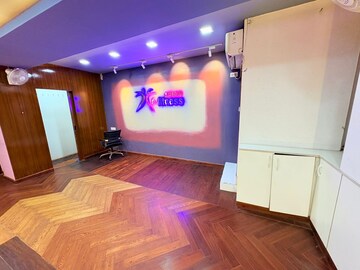  Showroom For Rent in Camac Street