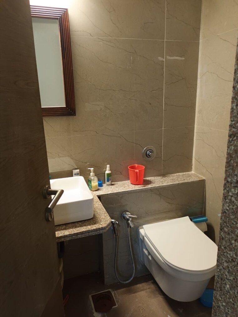 Bathroom, goregaon west 1 Bedroom 467 Sq.Ft. Apartment In Goregaon West Mumbai 8729835