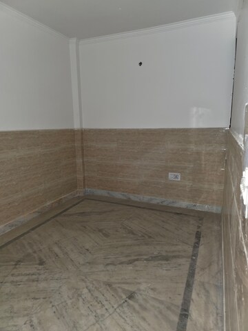  2 BHK Builder Floor at Vishwas Park – for Rent