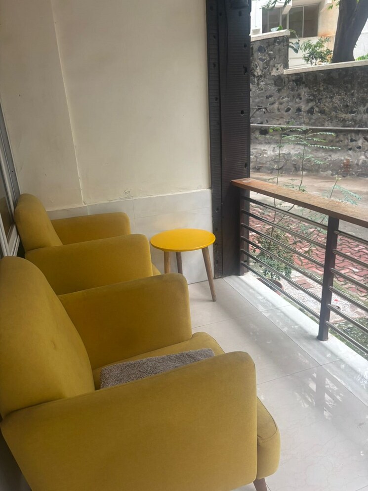 Balcony, bandra west 1 Bedroom 550 Sq.Ft. Apartment In Bandra West Mumbai 8730134