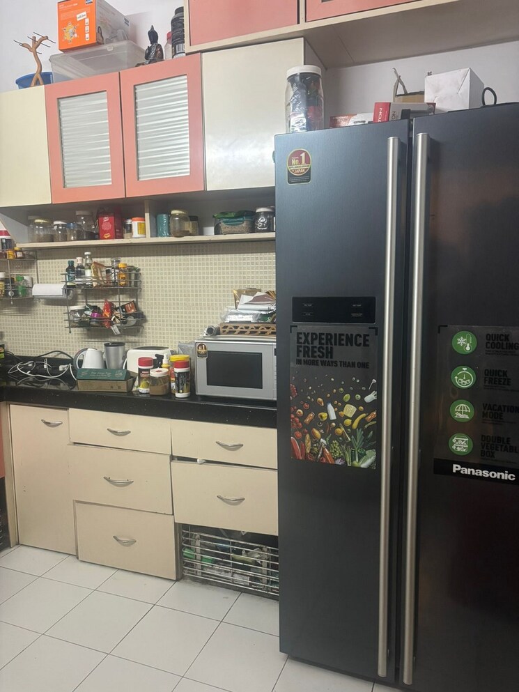 Kitchen, bandra west 1 Bedroom 550 Sq.Ft. Apartment In Bandra West Mumbai 8730134