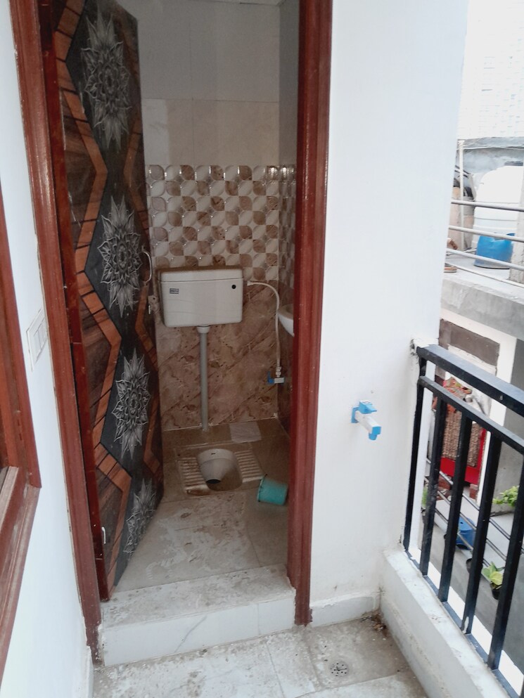 Bathroom, baraula 2 Bedroom 65 Sq.Yd. Builder Floor In Baraula Noida 8730259