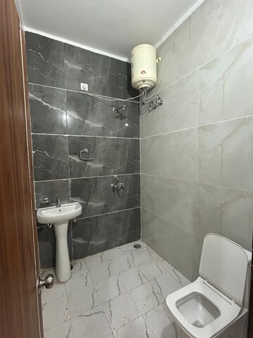 Bathroom in 3 BHK Apartment at Sector 115 – for Rent