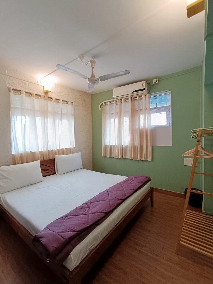 Bedroom, bandra west 2 Bedroom 750 Sq.Ft. Apartment In Bandra West Mumbai 8730247