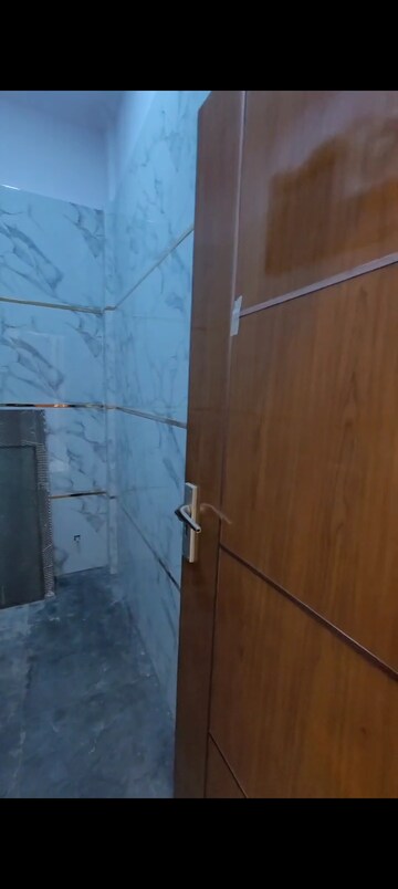 Bathroom in 3 BHK Builder Floor at Vasundhara Sector 1 – for Sale