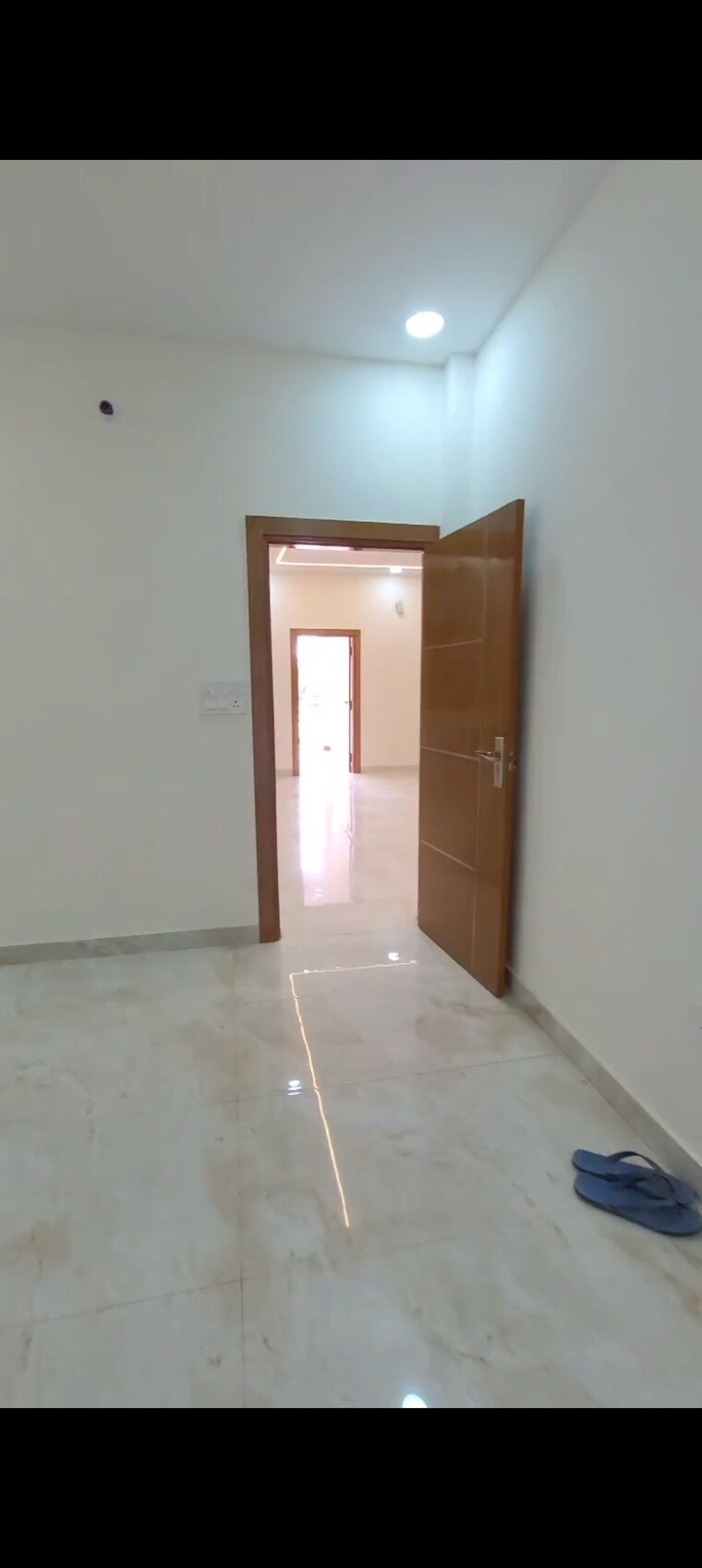 Room, vasundhara sector 1 3 Bedroom 128 Sq.Mt. Builder Floor In Vasundhara Sector 1 Ghaziabad 8730281